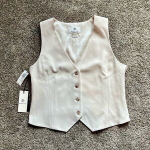 Aritzia Babaton Deniro Vest Matte Pearl Size 10